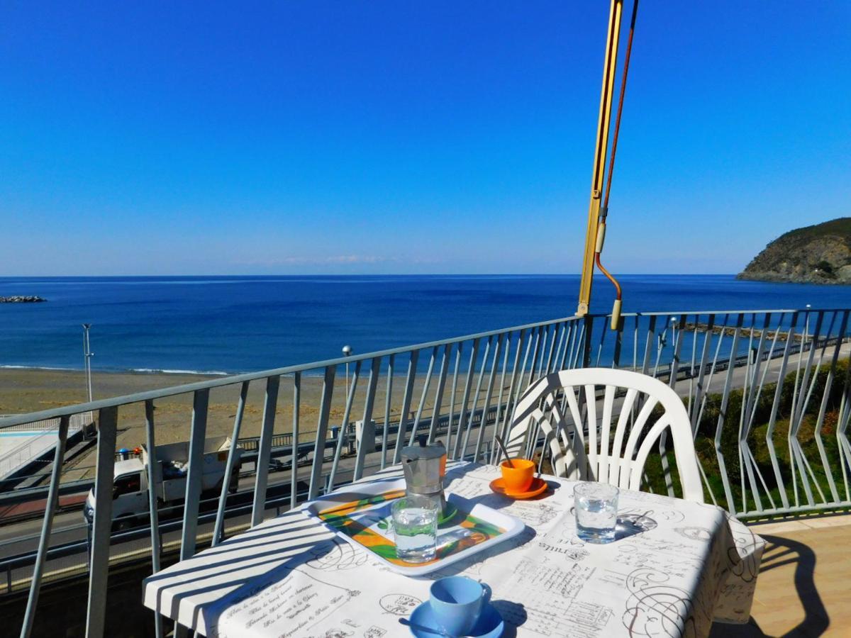 Trilocale Con Meravigliosa Vista Mare, Levanto Exterior photo